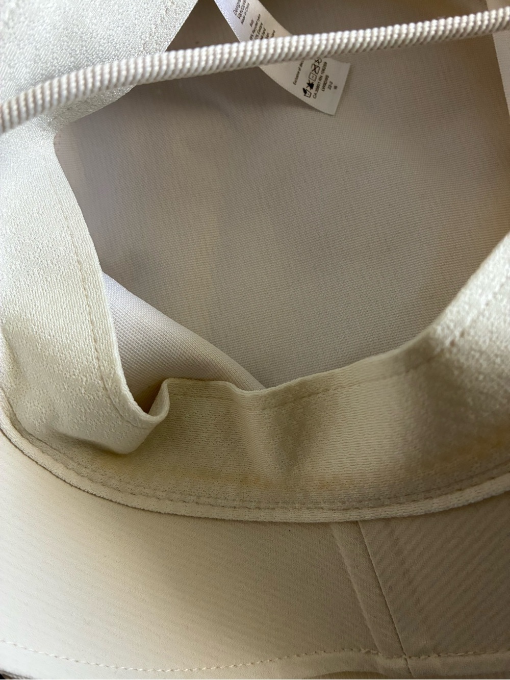 lululemon athletica Cream Bucket Hat with Chin Cords - Picture 5 of 9